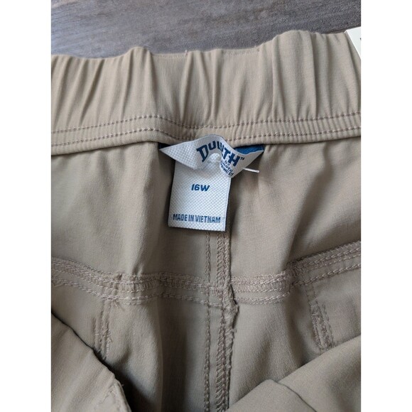 NWT DULUTH TRADING CO $70 Women's Dry on the Fly Improved 10" Shorts Size 16W - Picture 3 of 7